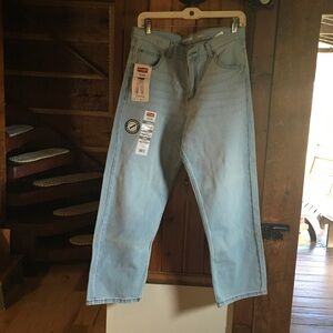 Wrangler Men's Sky Blue Relaxed Jeans